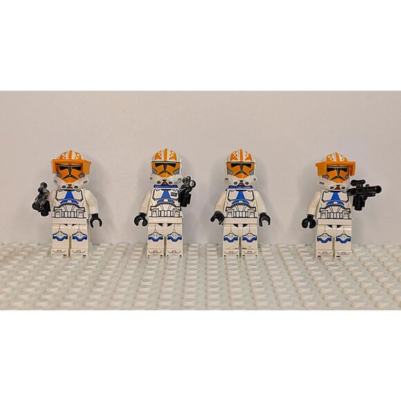 LEGO Star Wars 322th Attack Battalion Clone Troopers - Picture 1 of 11